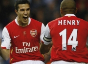 开云平台-意甲焦点战之夜，伊萨克关键节点连续得分，诠释巨星价值