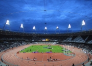 开云体育中国-青岛队轻取深圳队，伦纳德高光表现引爆全场