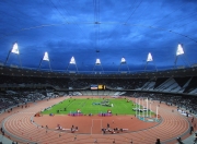 开云体育中国-青岛队轻取深圳队，伦纳德高光表现引爆全场